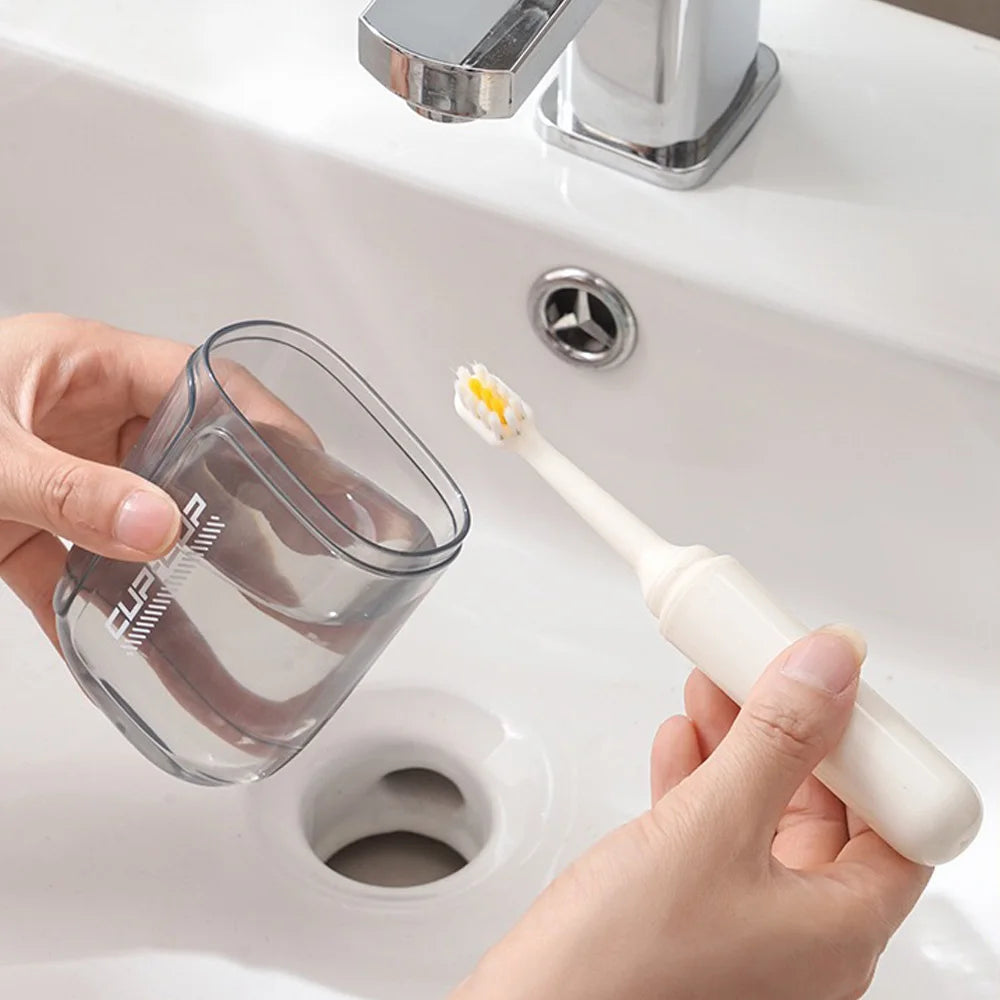 Travel toiletries set 3 in 1